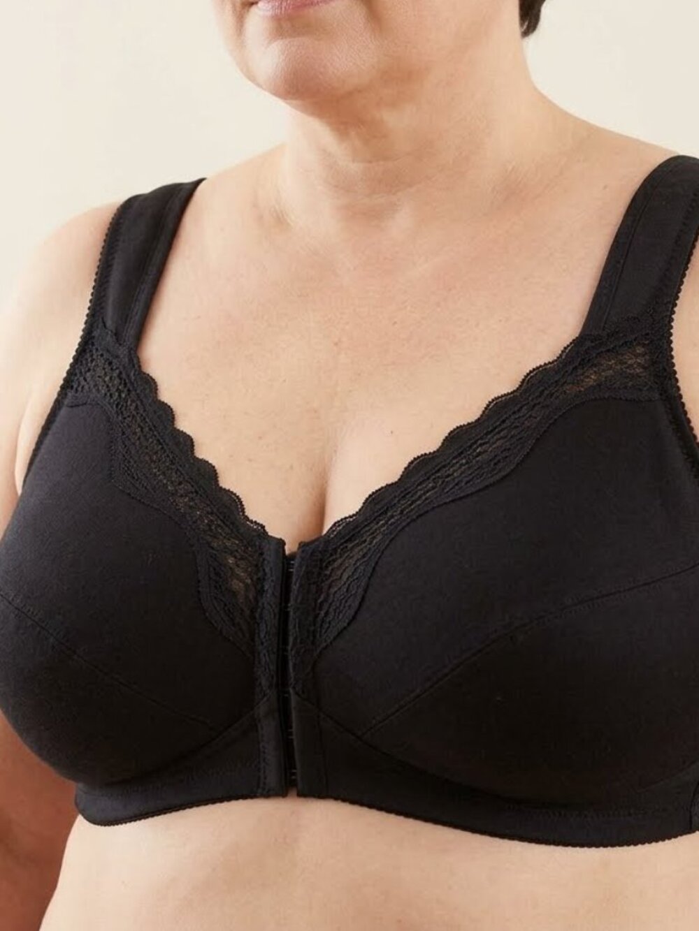 Exquisite Form Women's Fully Front Close Wireless Posture Bra Black Size 40D
